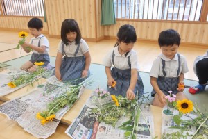 ②