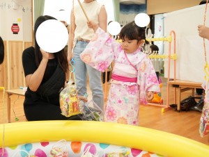 ⑮おかしつり